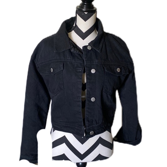 {MILA & TIFF} ~ DENIM COLLECTION- FULLY LINED ~ QUILT LOOK DENIM CROP JACKET - Picture 3 of 11